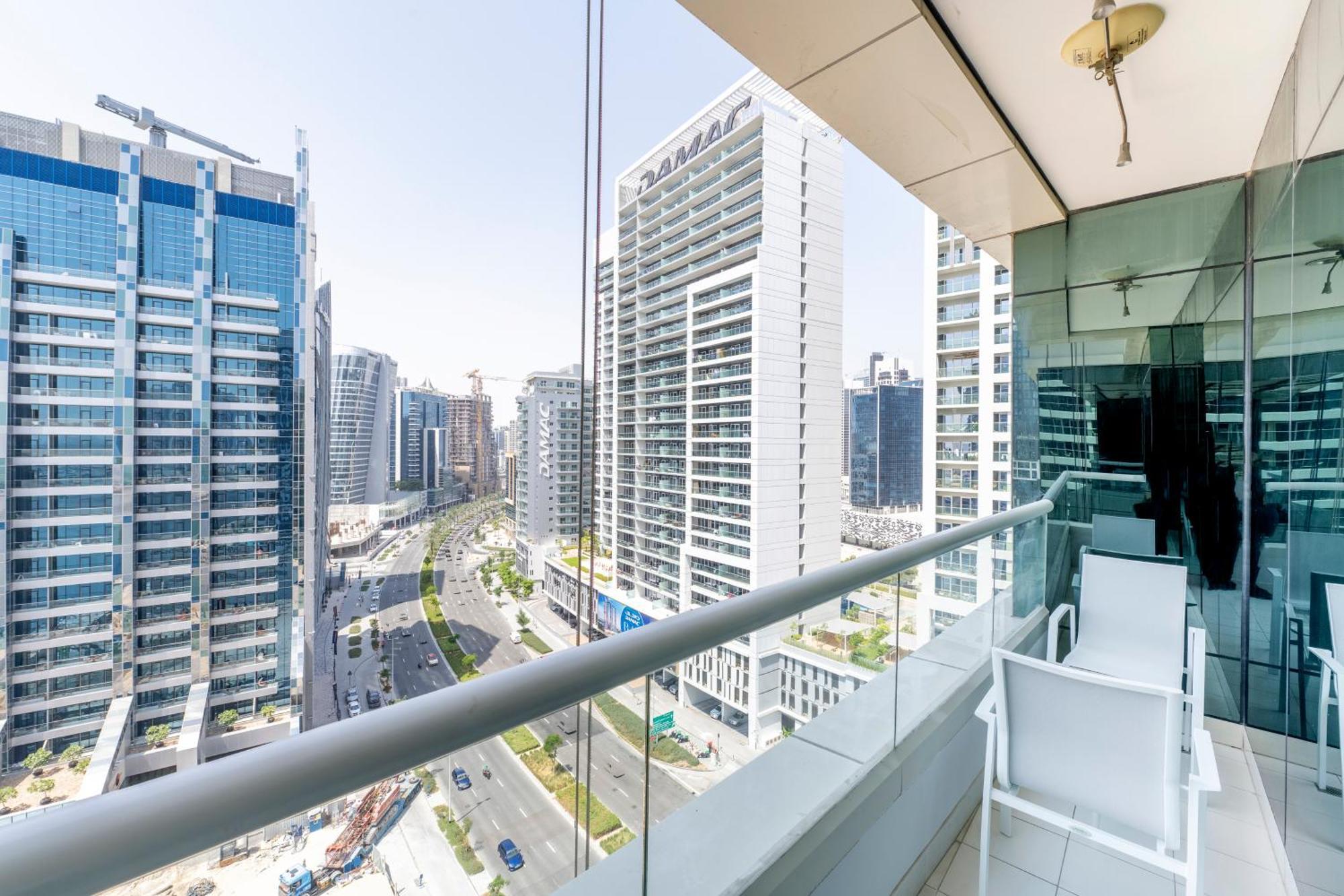Damac Canal Views Residences Dubai Eksteriør billede